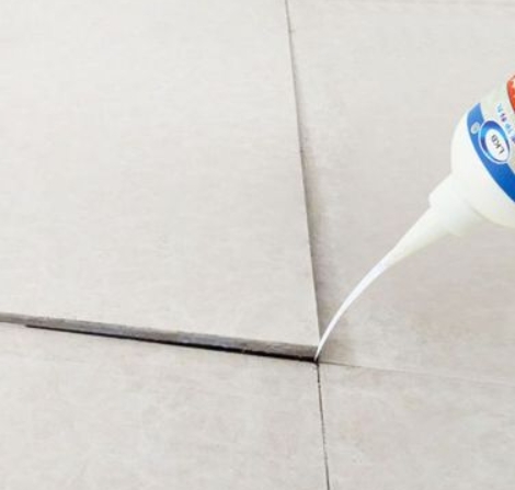 株洲瓷砖空鼓维修公司分享卫生间瓷砖脱落的原因可能有以下几点